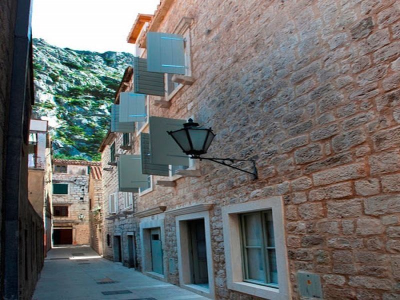 Villa Mama - Traditional Apartments In Omis, Free Parking Exterior photo